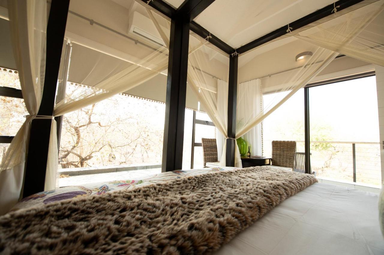 Safari Moon Luxury Bush Lodge Hoedspruit Exteriör bild