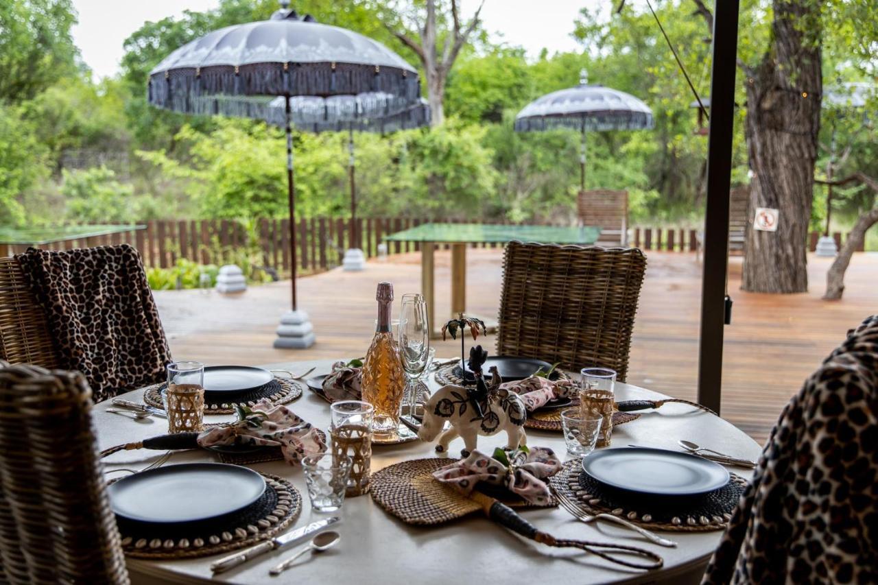 Safari Moon Luxury Bush Lodge Hoedspruit Exteriör bild