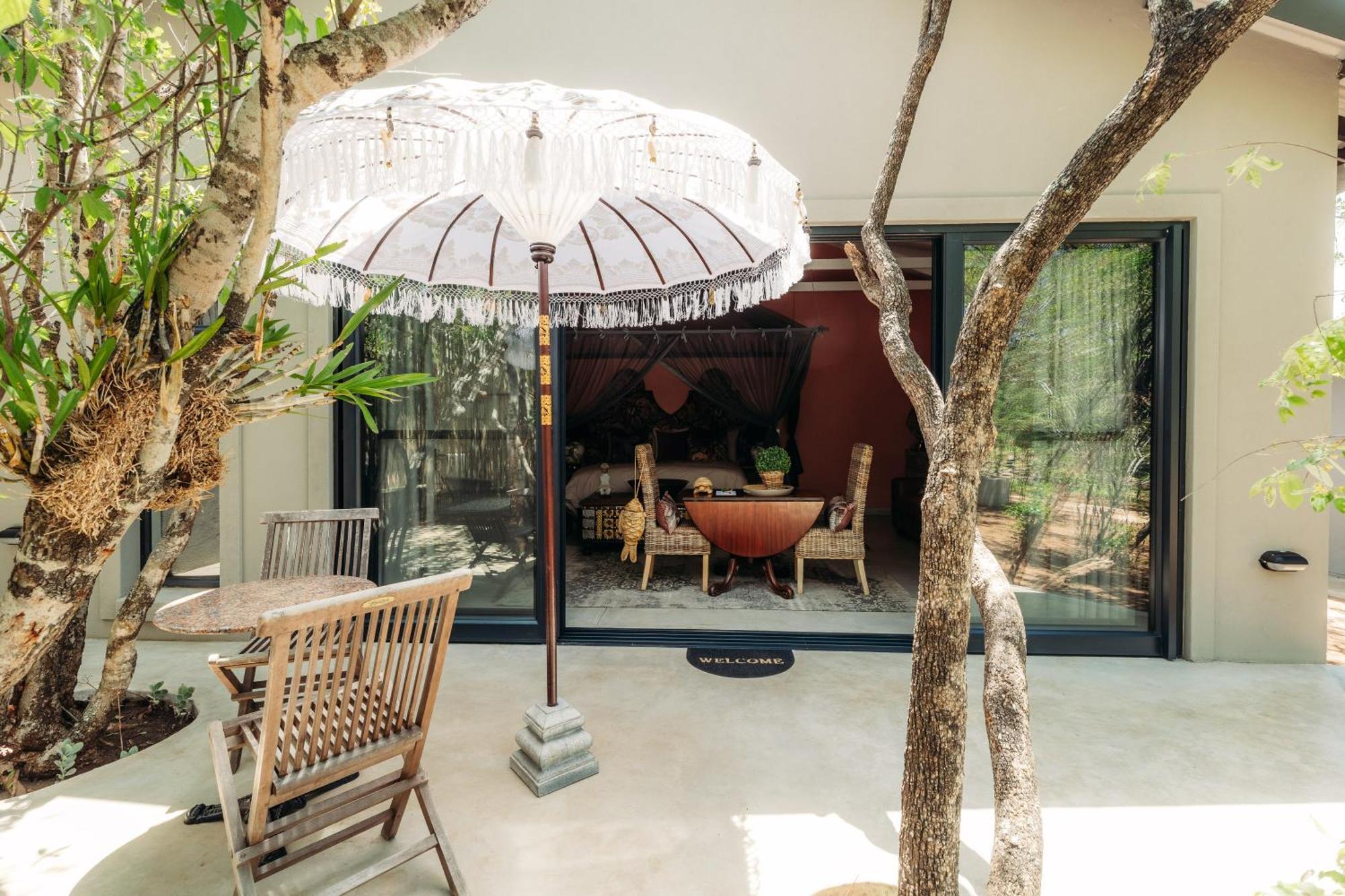 Safari Moon Luxury Bush Lodge Hoedspruit Exteriör bild