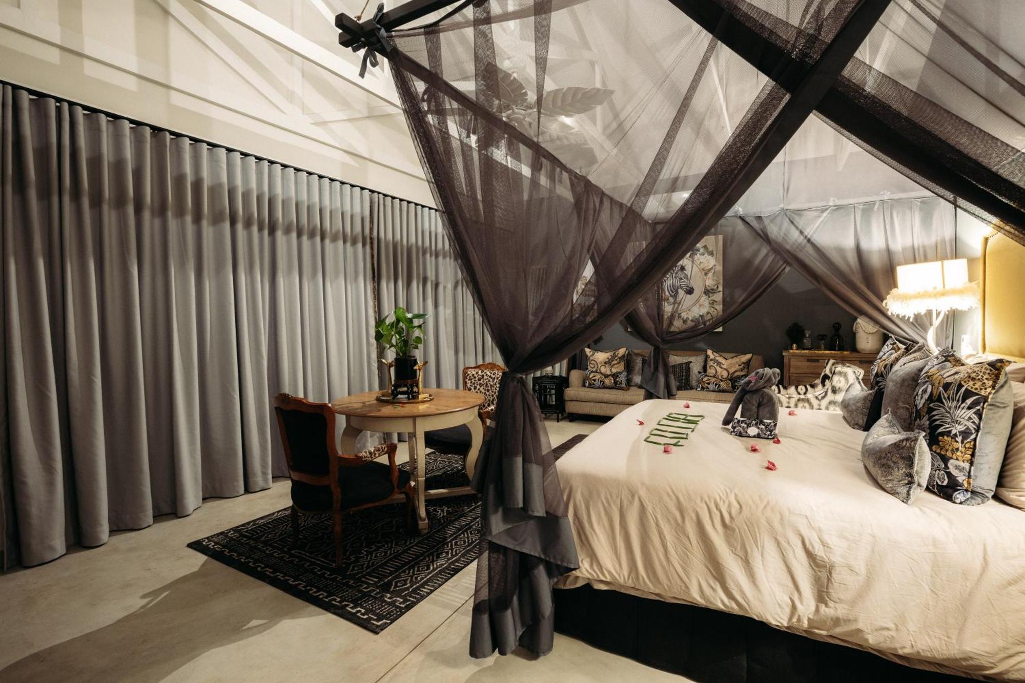 Safari Moon Luxury Bush Lodge Hoedspruit Exteriör bild